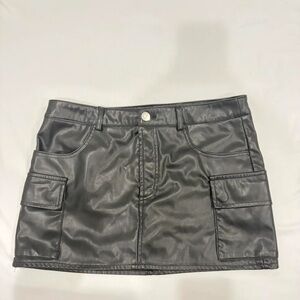 SHEIN Black Faux Leather Mini Skirt